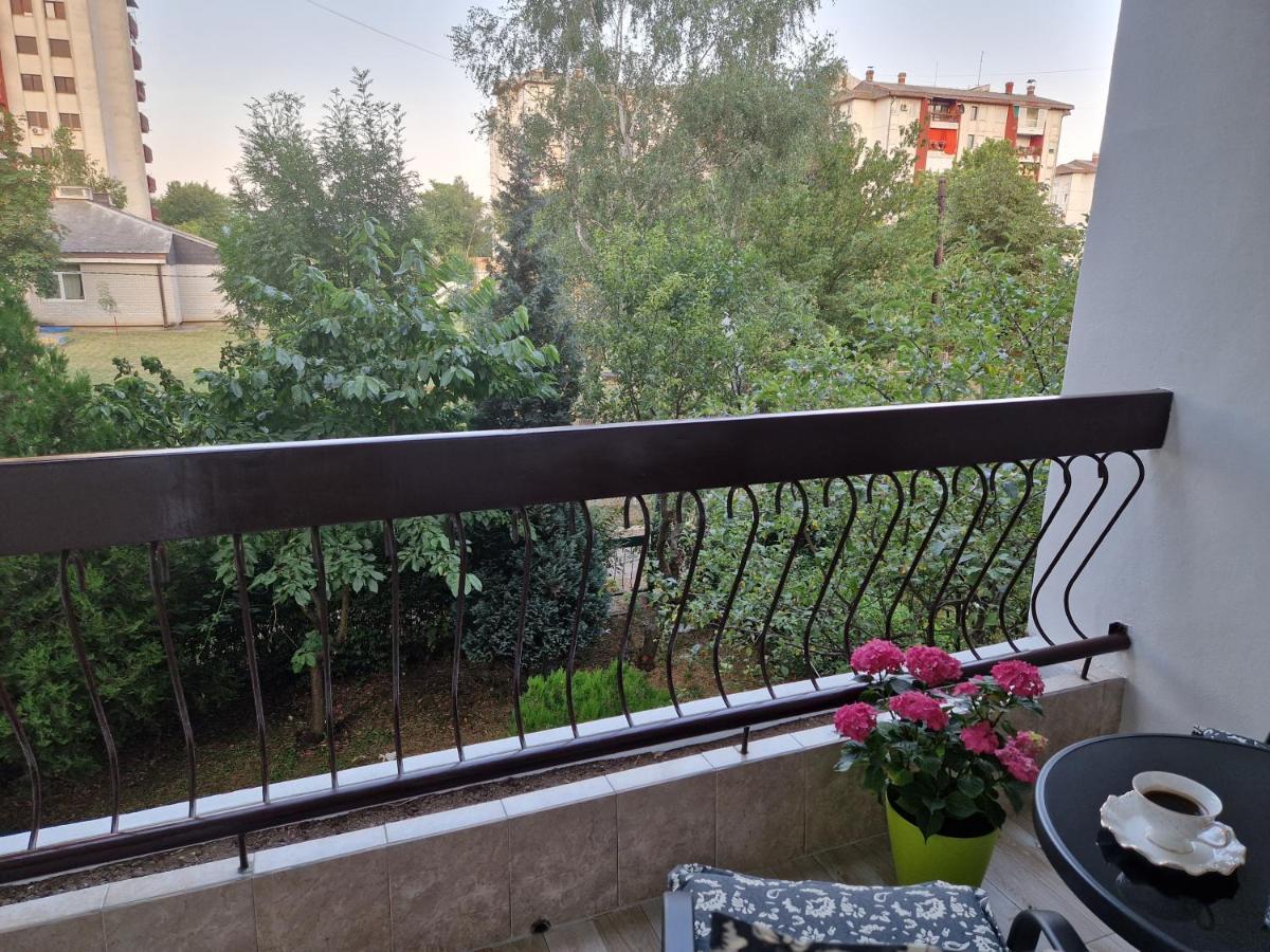 Esperanto Daire Vranje Dış mekan fotoğraf