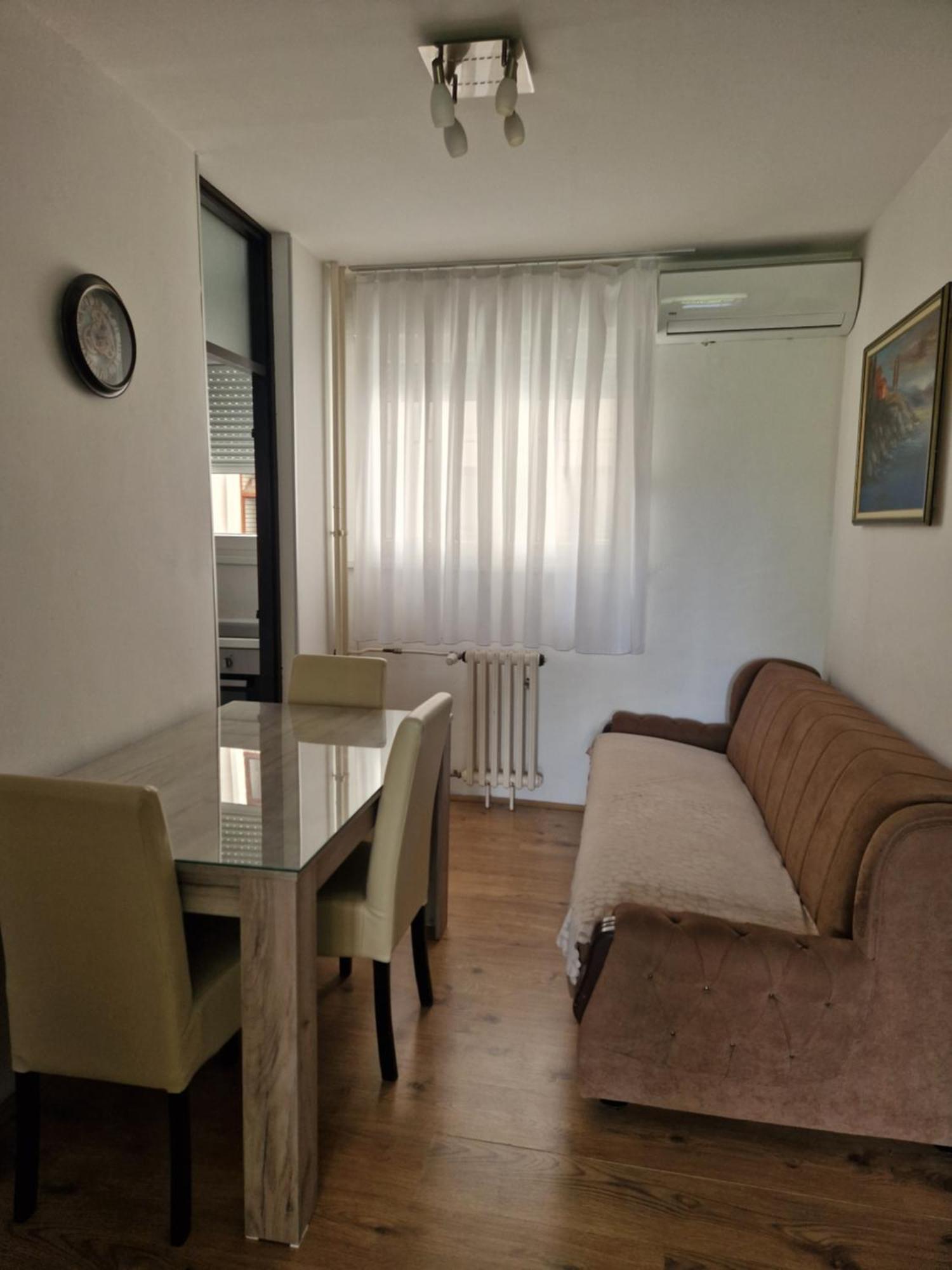 Esperanto Daire Vranje Dış mekan fotoğraf